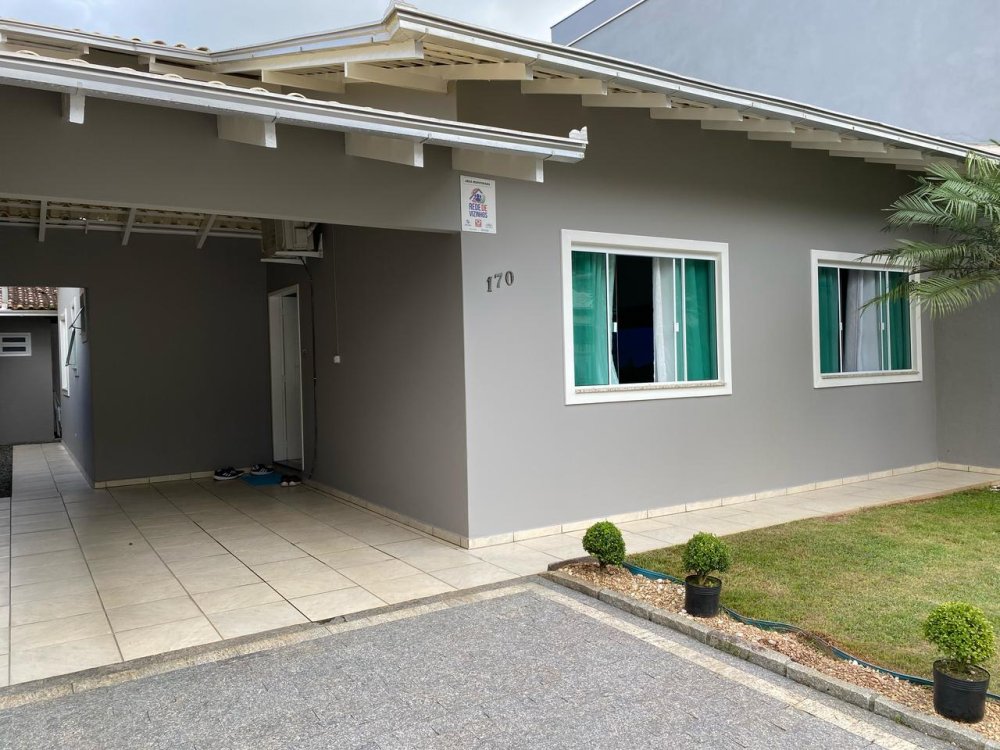 Casa - Venda - Petrpolis - Joinville - SC