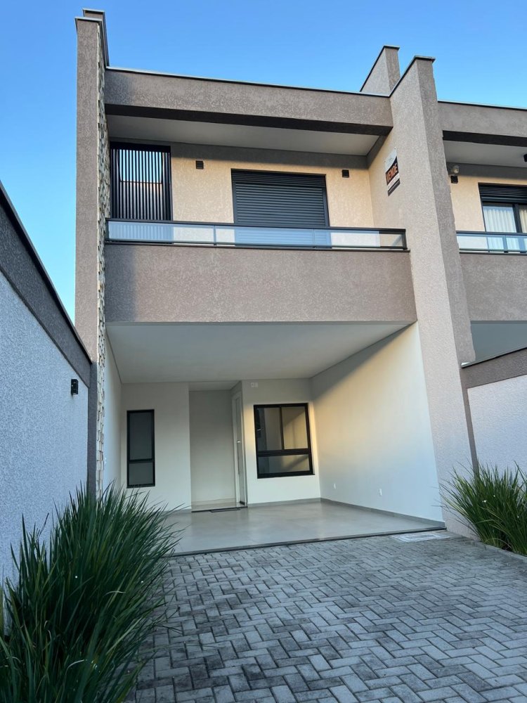 Casa Geminada - Venda - Anita Garibaldi - Joinville - SC
